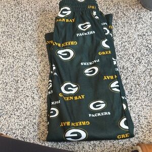 Kids Green Bay Packers Pajama Bottoms - Green size 5/6- never worn!!